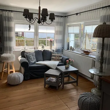 Kleines, Feines Domizil - 500m Von Der Strandpromenade Villa *